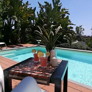 https://luxury-house-gravina-di-catania.catania-hotels.net